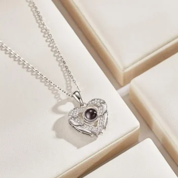 שרשרת מלאך 925 עם זירקון, ננו תכשיט עם התמונה שלכםֿ בהתאמה אישית