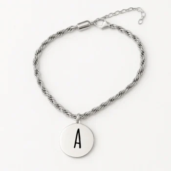 צמיד מיכאלה, מתנה יוקרתית עם חריטת אות