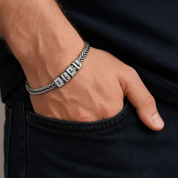 צמיד חריטה, מתנה לגבר יוקרתית