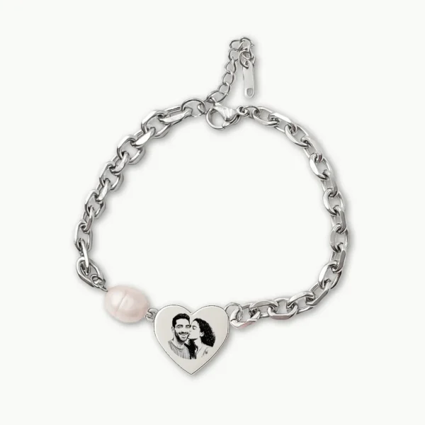 צמיד חריטה לב עדין, תכשיט יוקרתי עם חריטה אישית של איור אישי