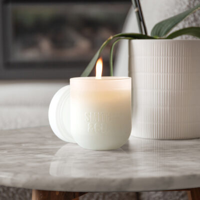 Smith & Co. Candle - Tonka & White Musk