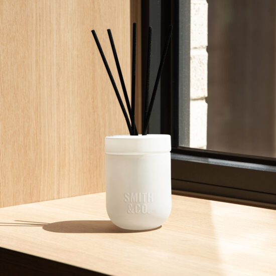 דיפיוזר Smith & Co. - Tonka & White Musk