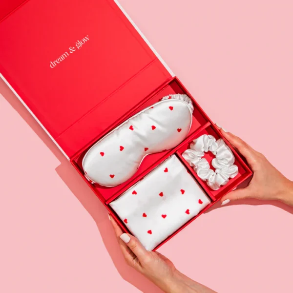 סט ציפית וכיסוי עיניים ממשי מתנה לאישה של  Silver Cloud