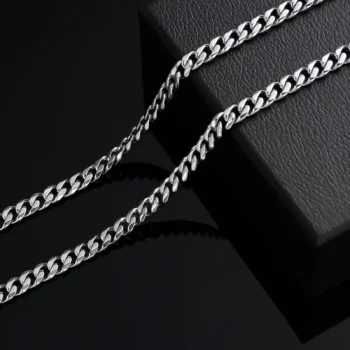 שרשרת מתנה יוקרתית פלדת אל חלד בצבע כסף לגבר